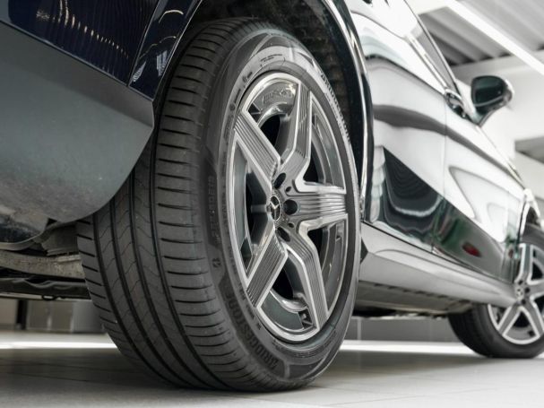Mercedes-Benz GLC 300 de 4M Coupé AMG Distronic HeadUp 360°