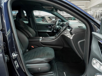 Mercedes-Benz GLC 300 de 4M Coupé AMG Distronic HeadUp 360?