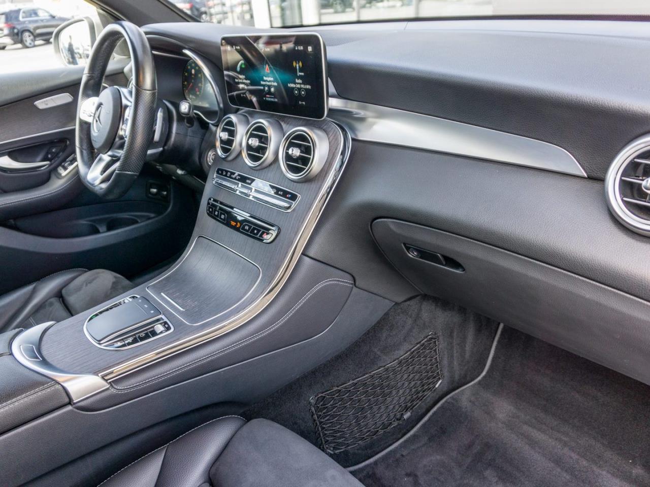 Mercedes-Benz GLC 200 4M AMG Off-Road MBUX-Navi EasyPack AHK