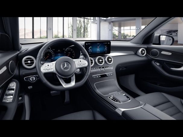 Mercedes-Benz GLC 200 4M AMG Distronic MBUX-Navi EasyPack AHK