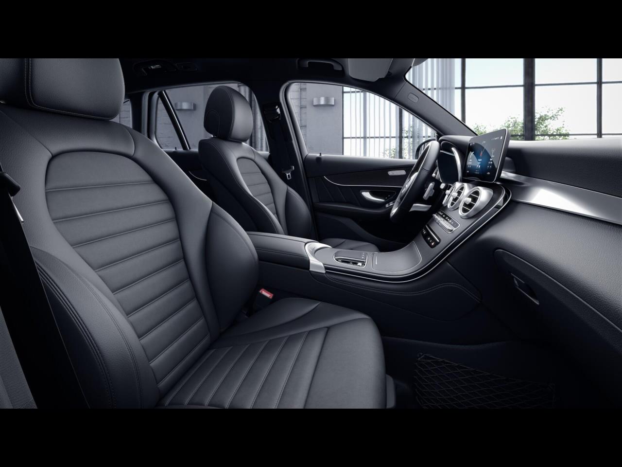 Mercedes-Benz GLC 200 4M AMG Distronic MBUX-Navi EasyPack AHK