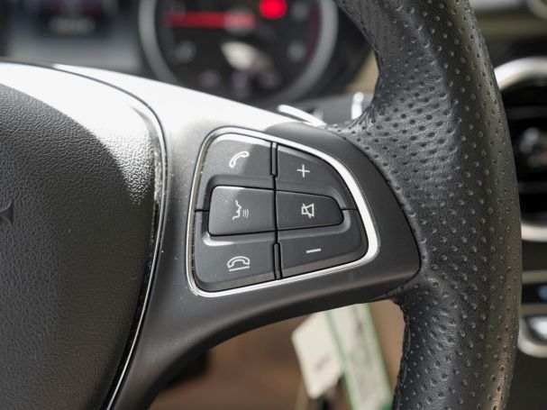 Mercedes-Benz GLC 220 d 4M Exclusive Panorama AHK Kamera