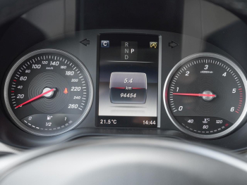 Mercedes-Benz GLC 220 d 4M Exclusive Panorama AHK Kamera