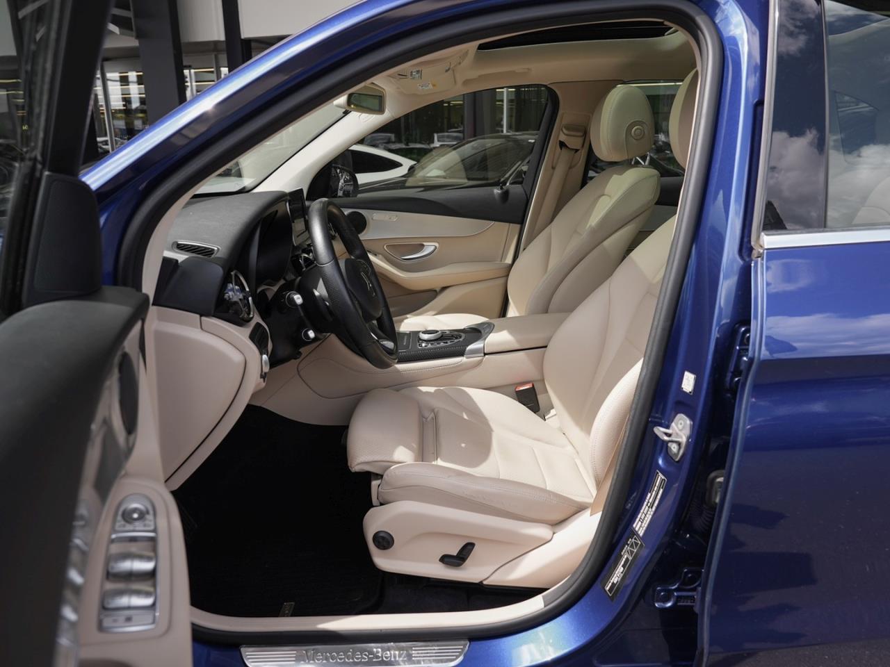 Mercedes-Benz GLC 220 d 4M Exclusive Panorama AHK Kamera