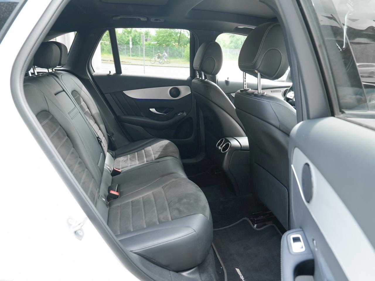 Mercedes-Benz GLC 220 d AMG Night Panorama AHK Kamera EasyPack
