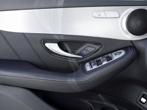 Mercedes-Benz GLC 220 d AMG Night Panorama AHK Kamera EasyPack