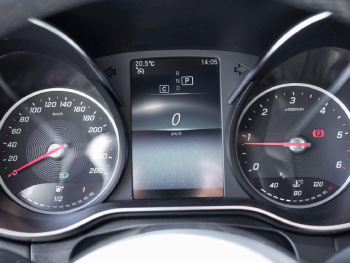 Mercedes-Benz GLC 220 d AMG Night Panorama AHK Kamera EasyPack