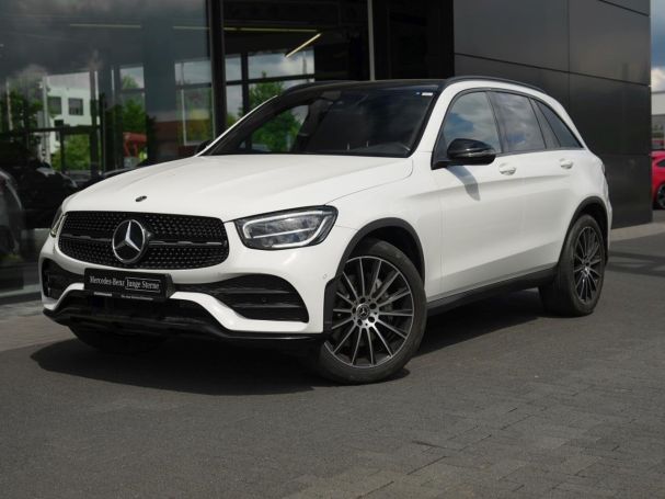 Mercedes-Benz GLC 220 d AMG Night Panorama AHK Kamera EasyPack