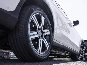 Mercedes-Benz GLC 220 d AMG Night Panorama AHK Kamera EasyPack