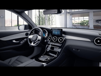 Mercedes-Benz GLC 220 d AMG Night Panorama AHK Kamera EasyPack