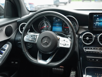 Mercedes-Benz GLC 220 d AMG Night Panorama AHK Kamera EasyPack