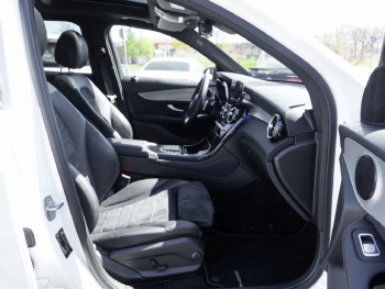 Mercedes-Benz GLC 220 d AMG Night Panorama AHK Kamera EasyPack