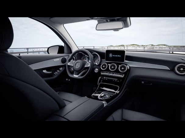Mercedes-Benz GLC 250 4M AMG Distronic Easy-Pack 360° AHK