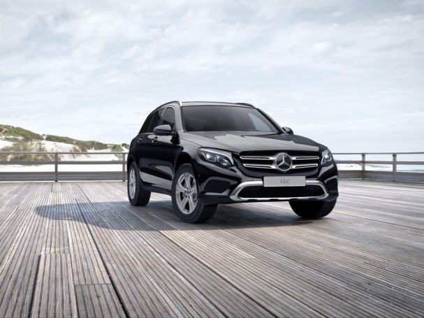 Mercedes-Benz GLC 250 4M AMG Distronic Easy-Pack 360° AHK
