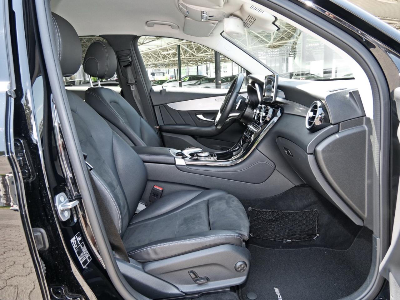 Mercedes-Benz GLC 250 4M AMG Distronic Easy-Pack 360° AHK