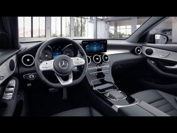 Mercedes-Benz GLC 300 4M AMG MBUXNavi+ Distronic Kamera Memory