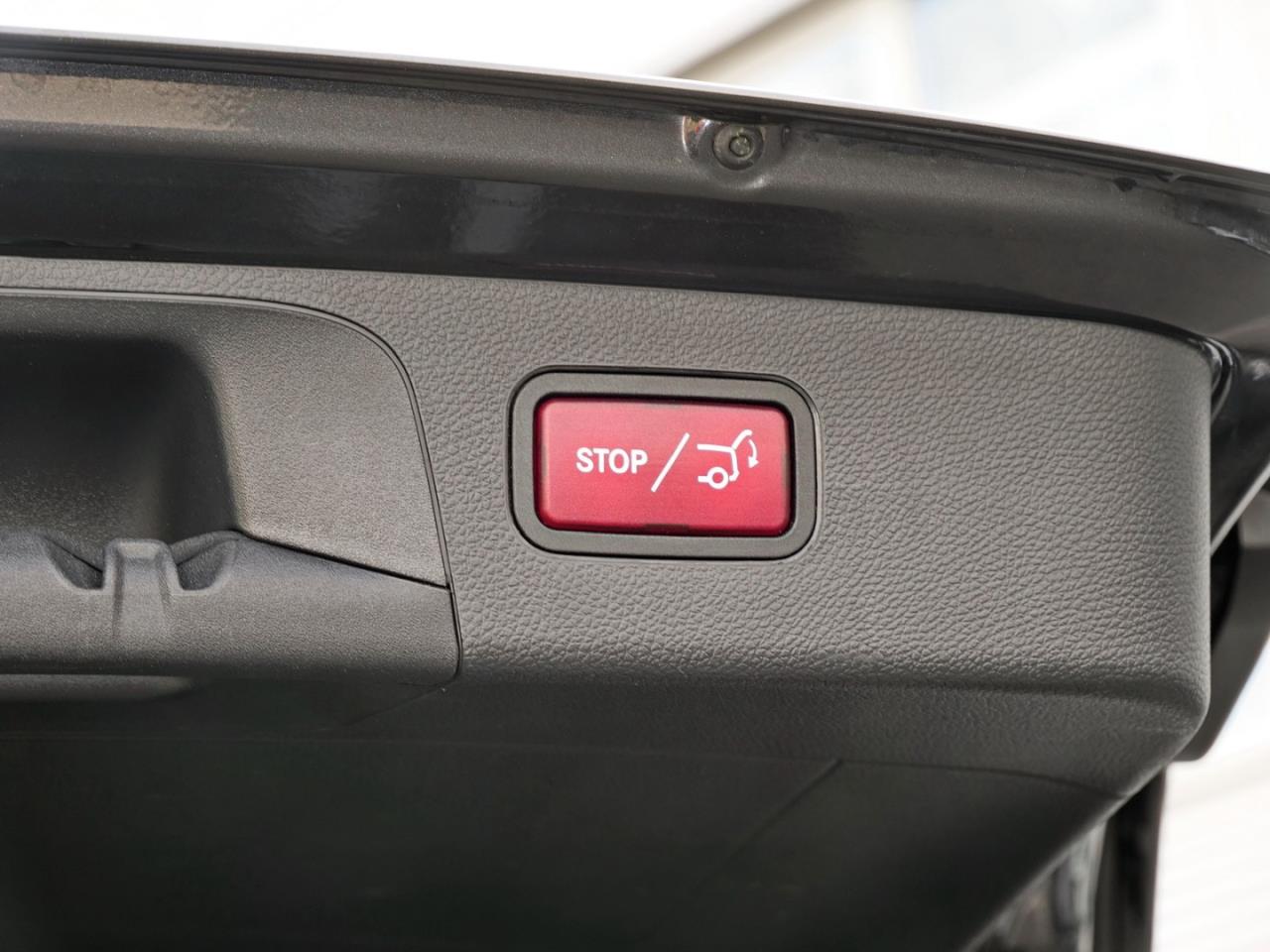 Mercedes-Benz GLC 300 4M AMG Night Panorama Standhzg 360° HUD
