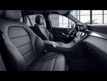 Mercedes-Benz GLC 300 4M AMG Panorama Head-Up Burmester Kamera