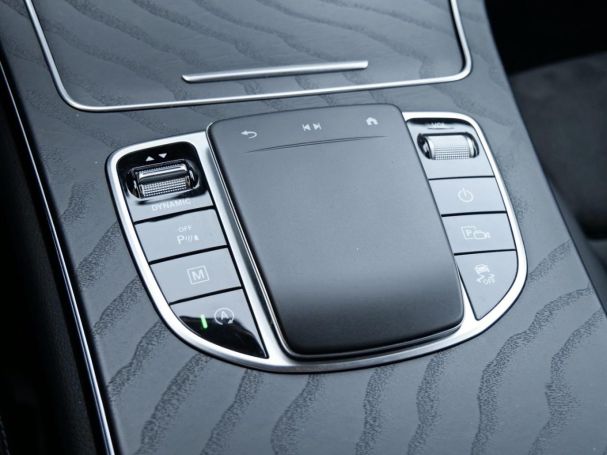 Mercedes-Benz GLC 300 d 4M AMG Night Kamera Easy-Pack AHK