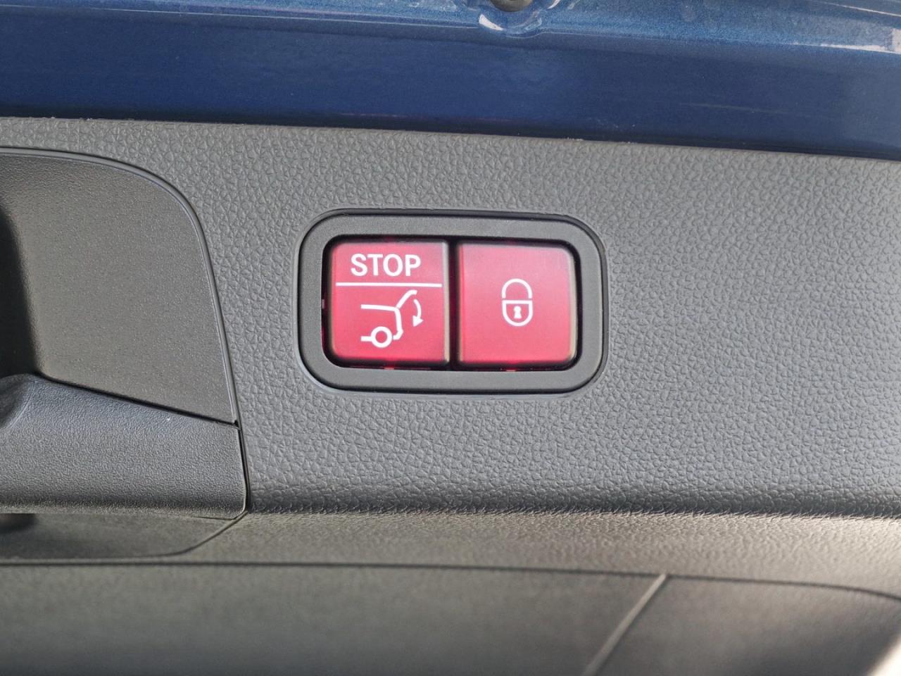 Mercedes-Benz GLC 300 d 4M AMG Night Kamera Easy-Pack AHK