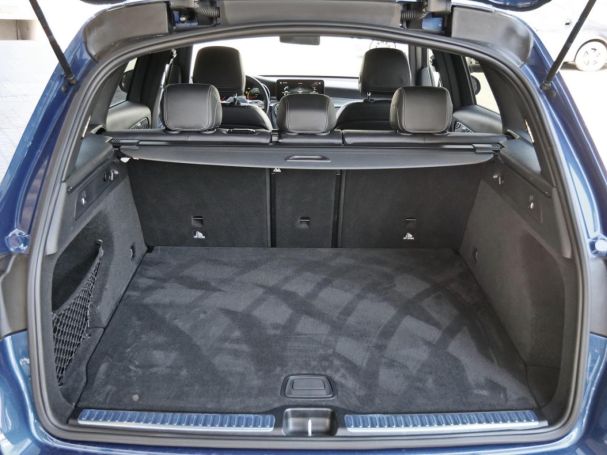 Mercedes-Benz GLC 300 d 4M AMG Night Kamera Easy-Pack AHK