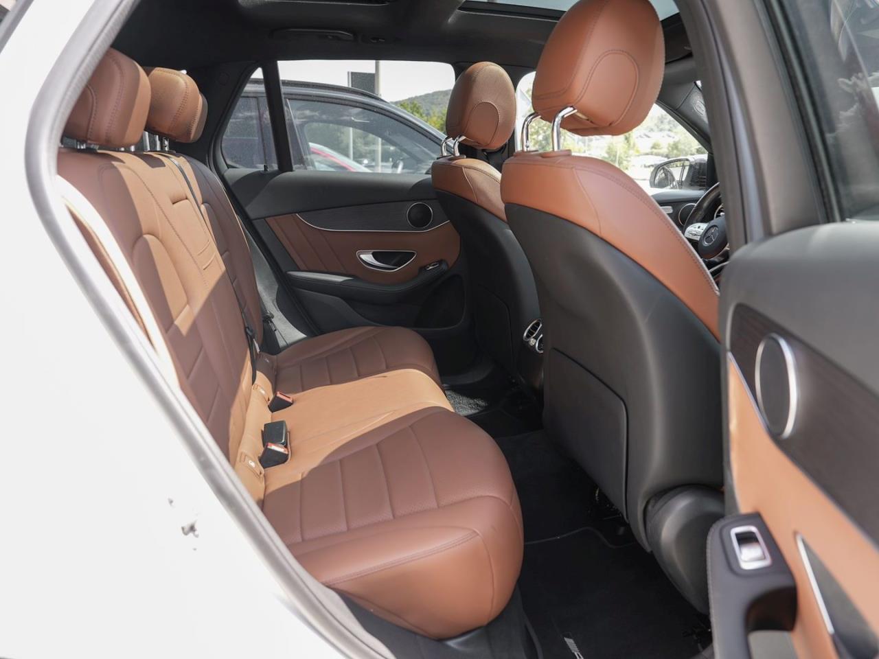 Mercedes-Benz GLC 300 de 4M AMG Night Panorama Kamera AHK
