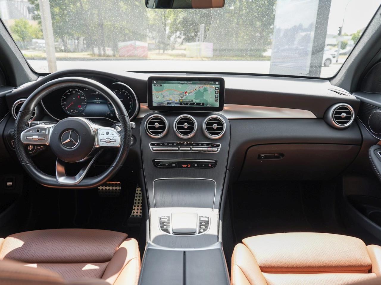 Mercedes-Benz GLC 300 de 4M AMG Night Panorama Kamera AHK