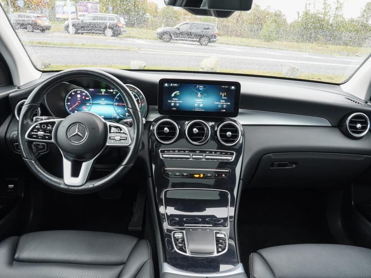 Mercedes-Benz GLC 300 de 4M Night Panorama Distronic 360° AHK