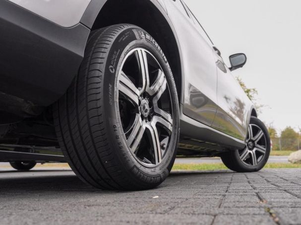 Mercedes-Benz GLC 300 de 4M Night Panorama Distronic 360° AHK