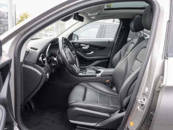 Mercedes-Benz GLC 300 de 4M Night Panorama Distronic 360° AHK