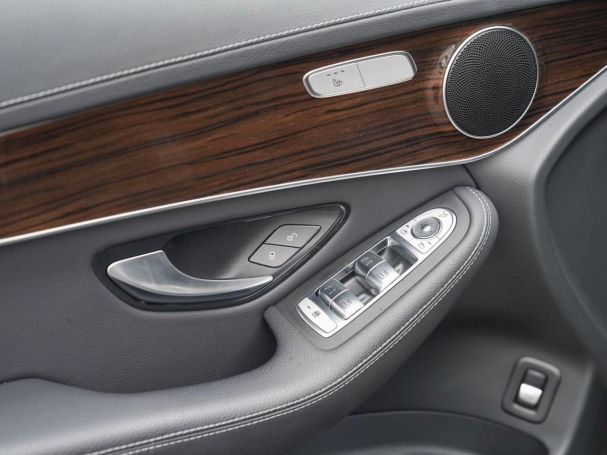 Mercedes-Benz GLC 300 de 4M AMG Exclusive Panorama Kamera SpurP