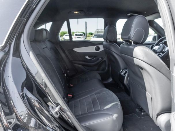 Mercedes-Benz GLC 300 de 4M AMG MBUXNavi+ EasyPack 360?
