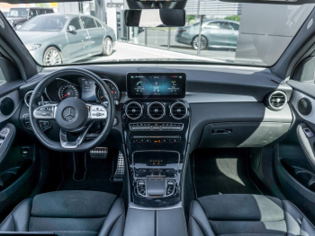 Mercedes-Benz GLC 300 de 4M AMG MBUXNavi+ EasyPack 360?