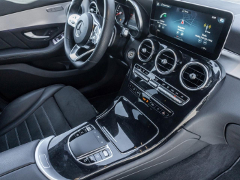Mercedes-Benz GLC 300 de 4M AMG MBUXNavi+ EasyPack 360?