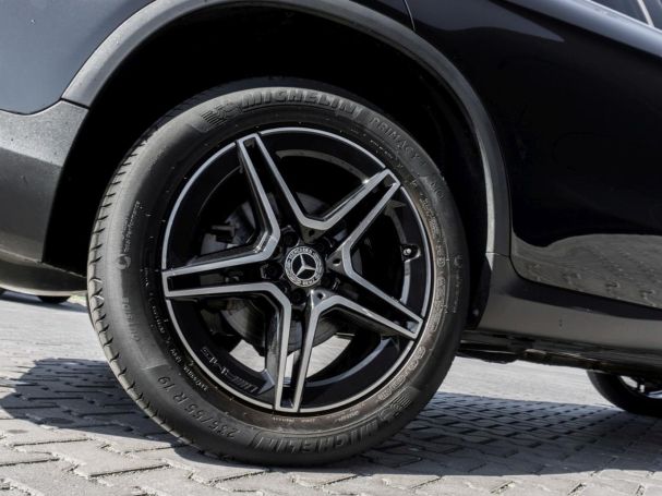 Mercedes-Benz GLC 300 de 4M AMG MBUXNavi+ EasyPack 360?
