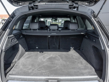 Mercedes-Benz GLC 300 de 4M AMG MBUXNavi+ EasyPack 360?