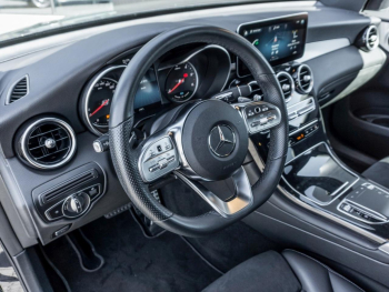 Mercedes-Benz GLC 300 de 4M AMG MBUXNavi+ EasyPack 360?