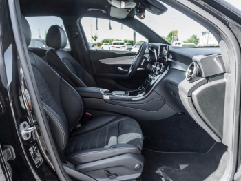 Mercedes-Benz GLC 300 de 4M AMG MBUXNavi+ EasyPack 360?