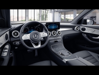 Mercedes-Benz GLC 300 de 4M AMG Night Panorama Distronic AHK