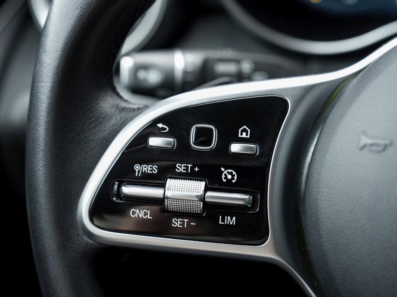 Mercedes-Benz GLC 300 de 4M Off-Road Kamera Memory AHK Tempomat