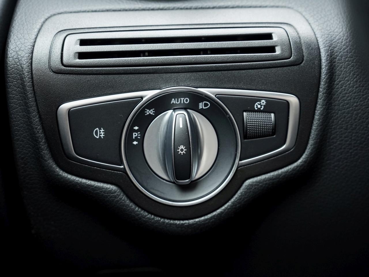 Mercedes-Benz GLC 300 de 4M Off-Road Kamera Memory AHK Tempomat
