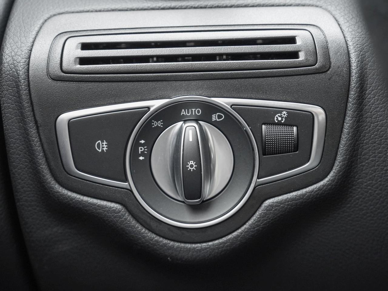 Mercedes-Benz GLC 300 de 4M AMG Kamera AHK PublicChargingPaket