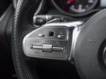 Mercedes-Benz GLC 300 de 4M AMG Kamera AHK PublicChargingPaket