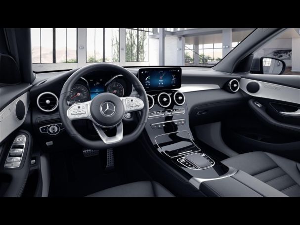 Mercedes-Benz GLC 300 de 4M AMG Panorama Kamera Easy-Pack AHK
