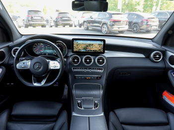 Mercedes-Benz GLC 300 e 4M AMG Night Panorama 360° AHK SpurP