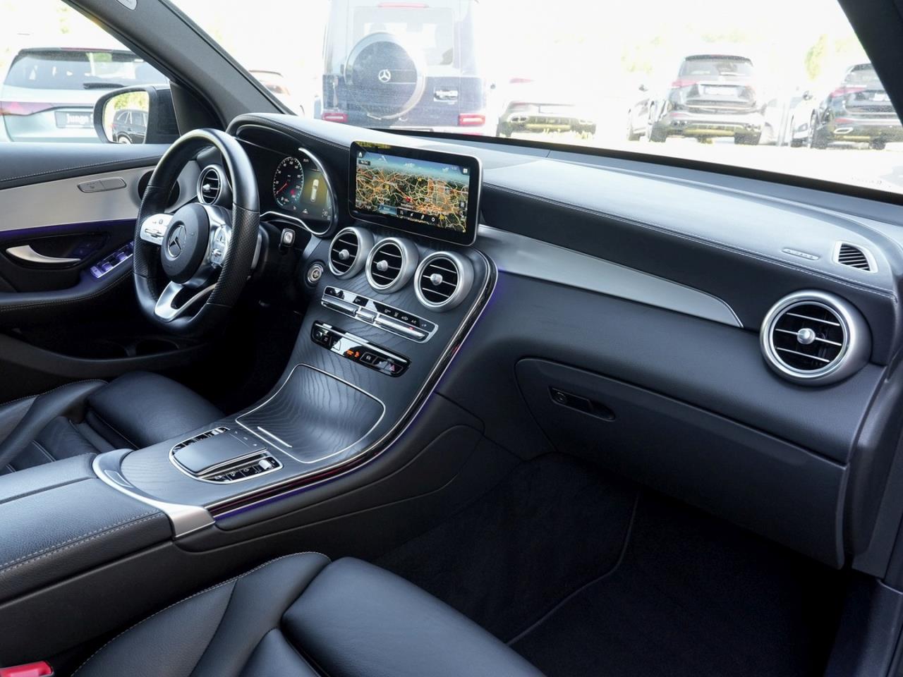 Mercedes-Benz GLC 300 e 4M AMG Night Panorama 360° AHK SpurP