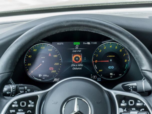 Mercedes-Benz GLC 300 e 4M MBUXNavi+ Distronic Kamera Easy-P