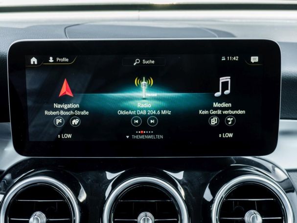 Mercedes-Benz GLC 300 e 4M MBUXNavi+ Distronic Kamera Easy-P