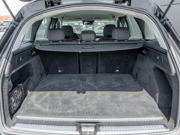 Mercedes-Benz GLC 300 e 4M MBUXNavi+ Distronic Kamera Easy-P