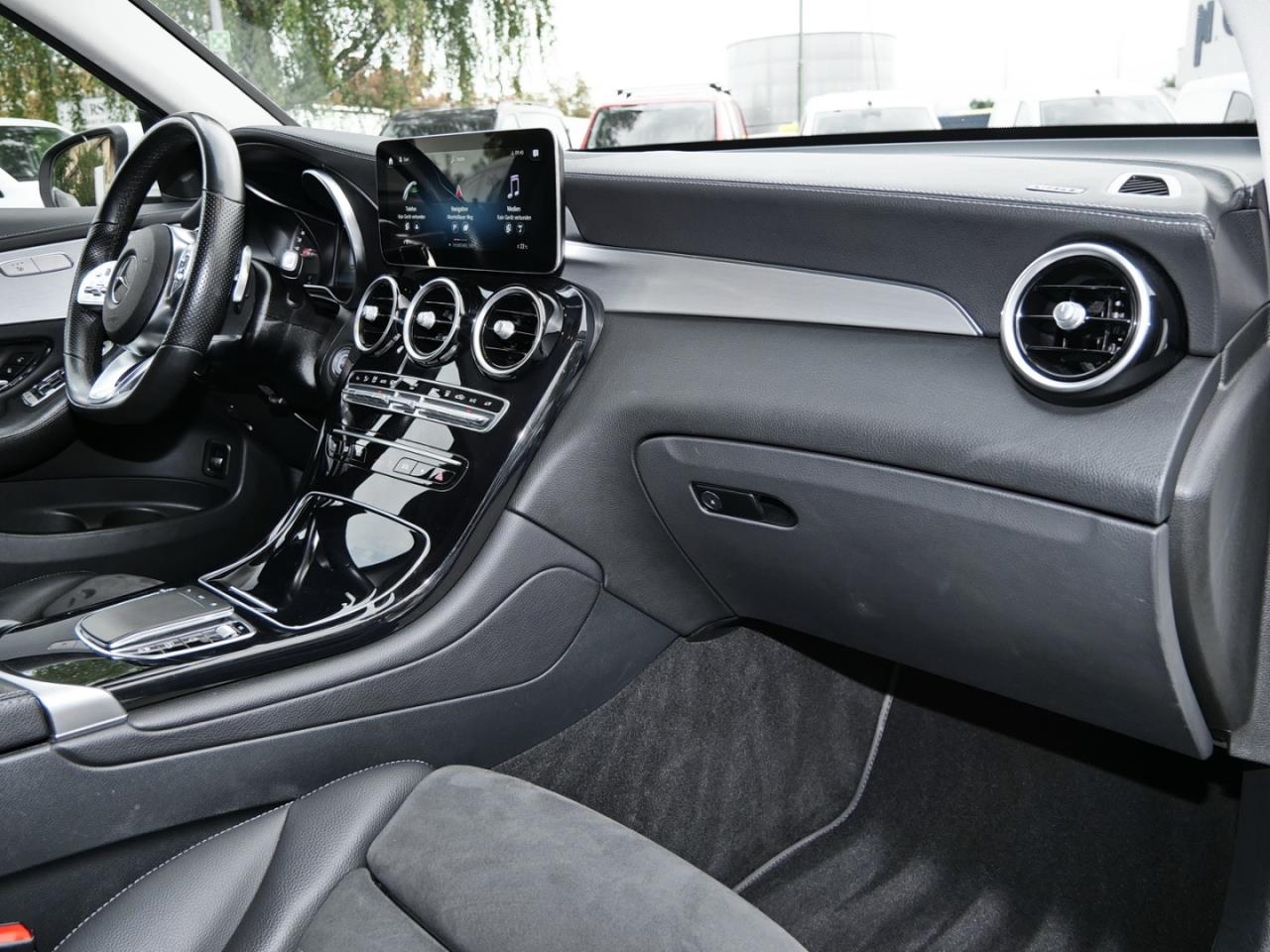 Mercedes-Benz GLC 300 e 4M AMG Navi Kamera Sitzkomfort-Paket